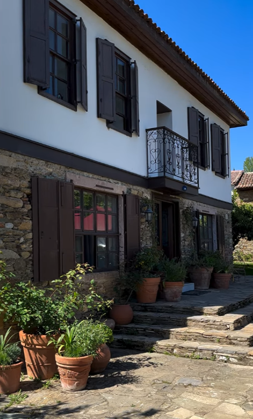 Şirince'de Güllü Konakları ile Huzurlu Bir Kaçış